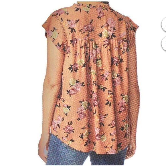 NWT Buffalo David Bitton Floral Print Flutter sleeve Tie Neck Jacquard Blouse - Picture 2 of 11